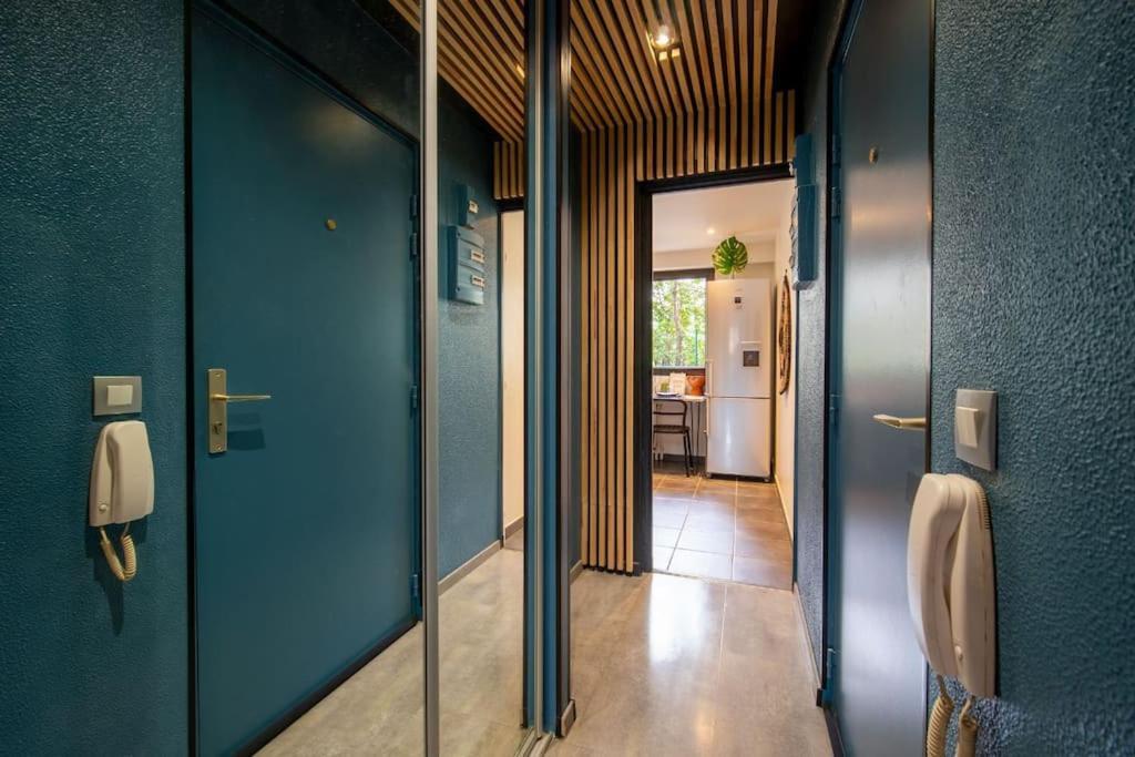 Air-Conditioned Apartment With Private Parking Marseille Eksteriør billede